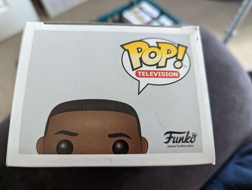 Damaged Box Funko Pop Television - Altered Carbon - Takeshi Kovacs (Wedge Sleeve)  #926 (6926876180580)
