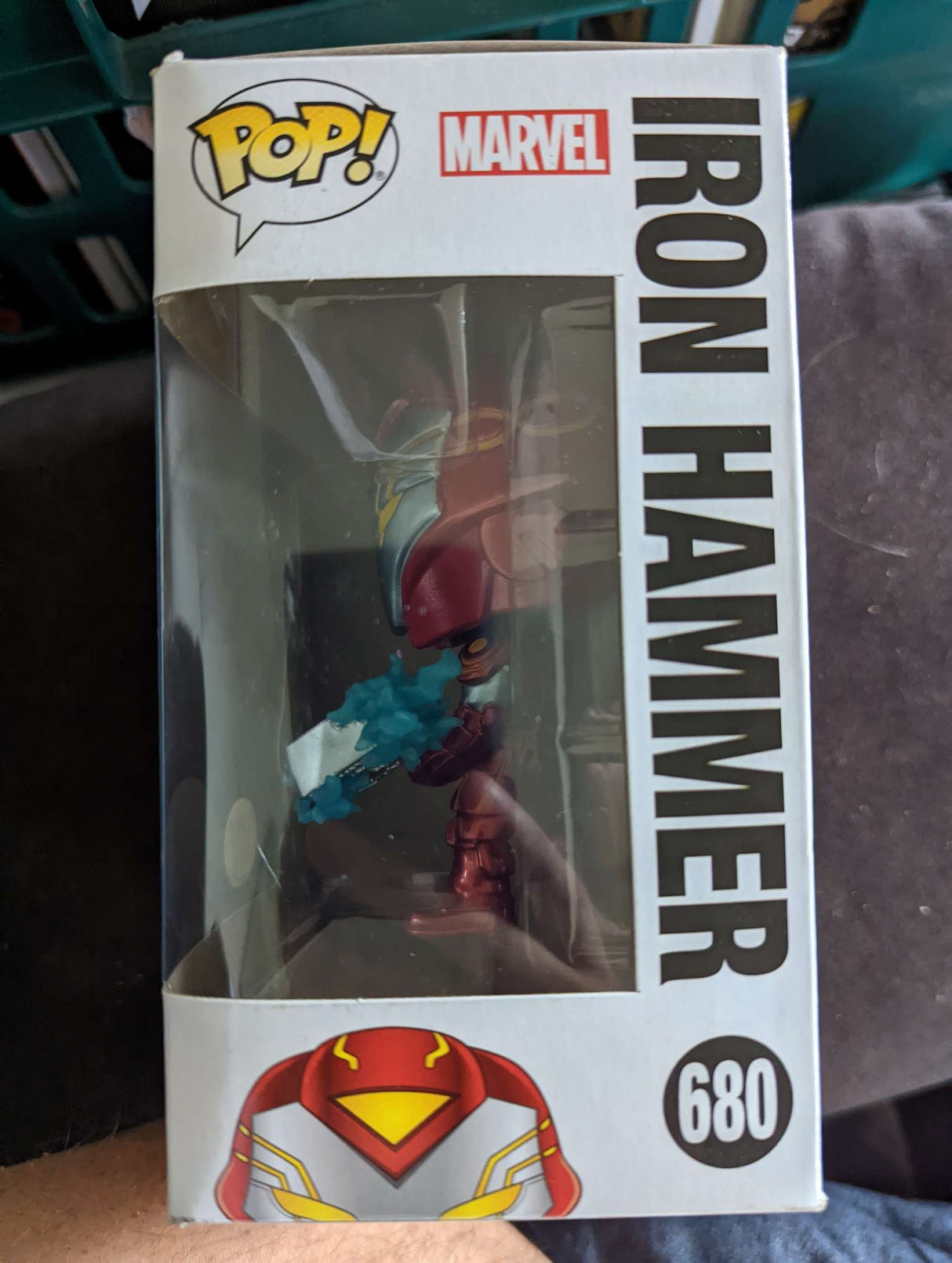 Damaged  Box Funko Pop Marvel - Infinity Warps - Iron Hammer #680 - Special Edition Glow in the Dark (6927705997412)