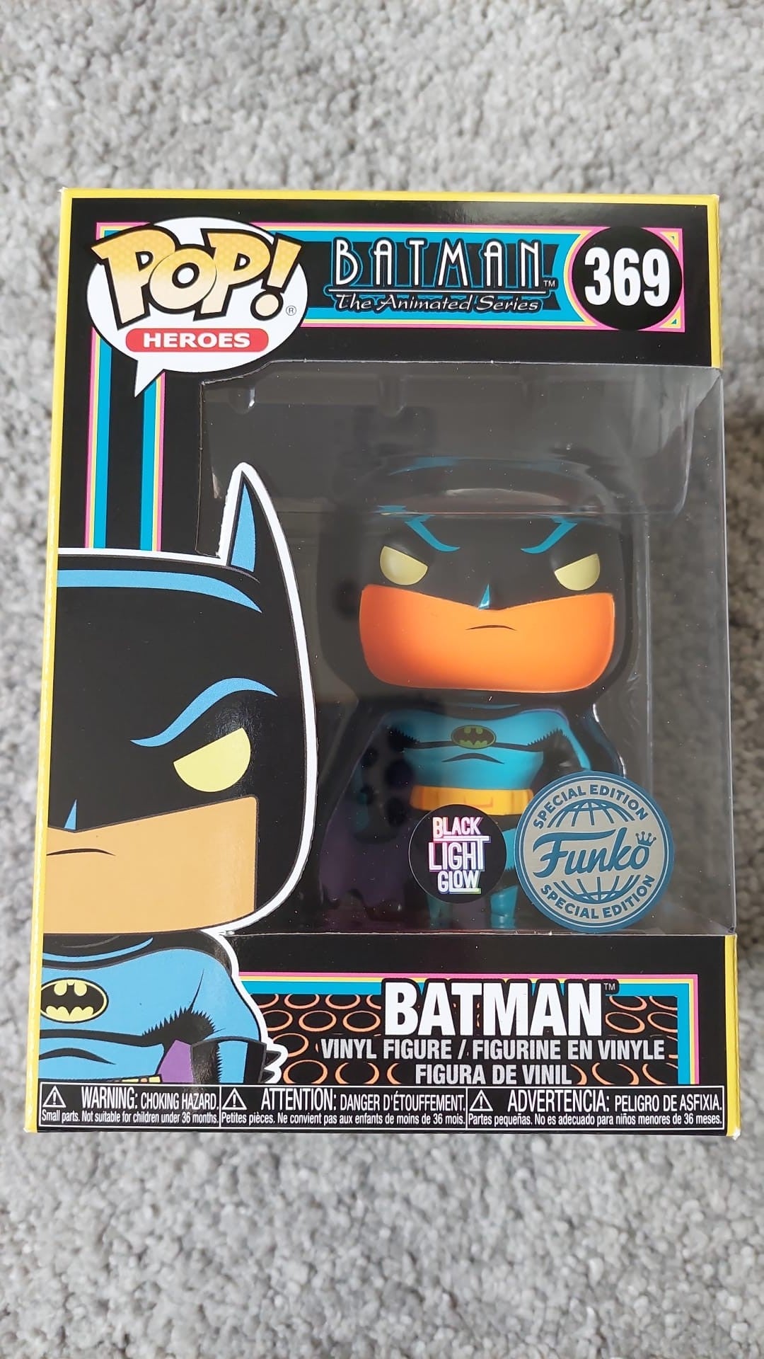 Funko Pop Heroes | Batman Animated Series | Batman (Black Light) #369