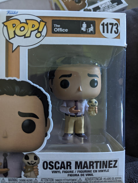 Damaged Box Funko Pop Television - The Office - Oscar Martinez with Scarecrow Doll #1173 (6959442919524)
