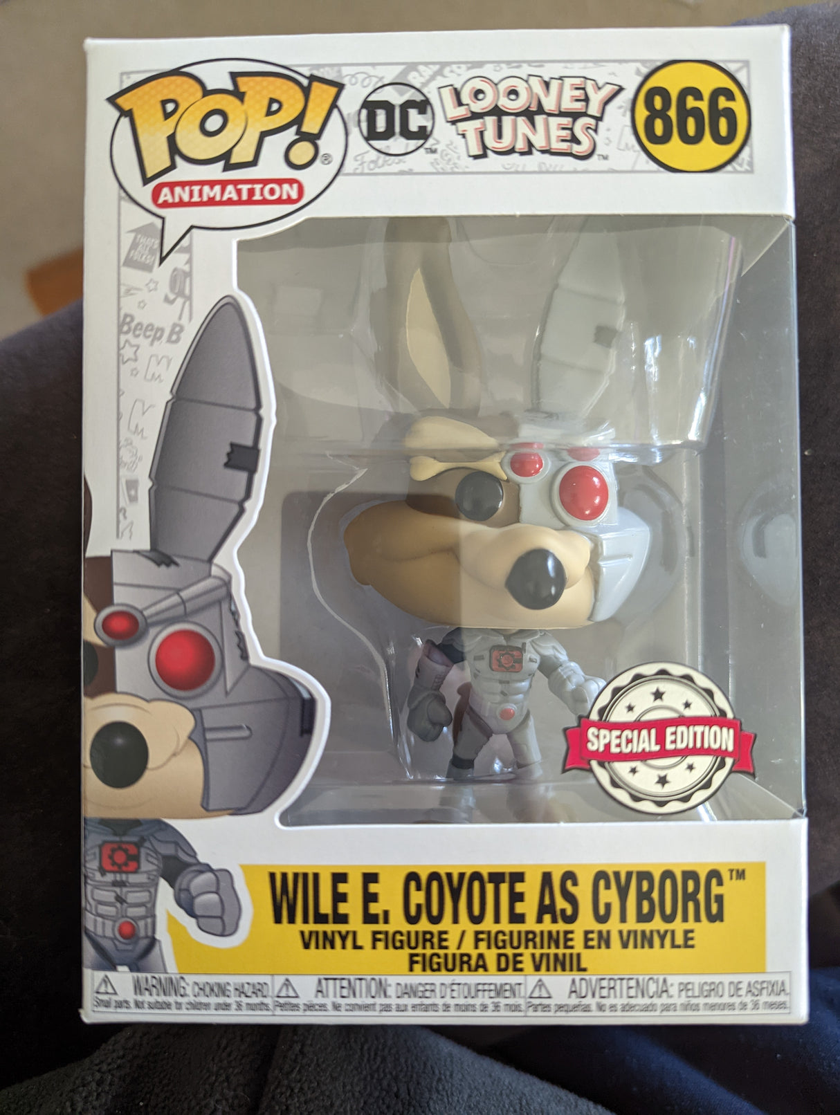 Damaged Box Funko Pop Animation - DC Looney Tunes - Wile E. Coyote as Cyborg #866 - Special Edition (6981420384356)