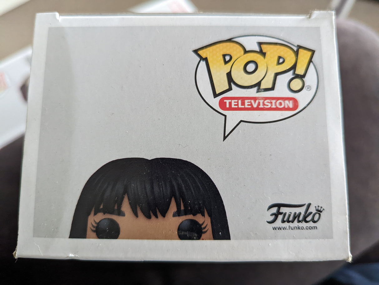 Damaged Box Funko Pop Television - The Umbrella Academy - Allison #1112 (6989909033060)