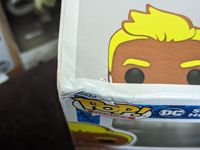 Damaged Box - Funko Pop Heroes - DC Super Heroes - Gingerbread Aquaman #445 (7023321579620)