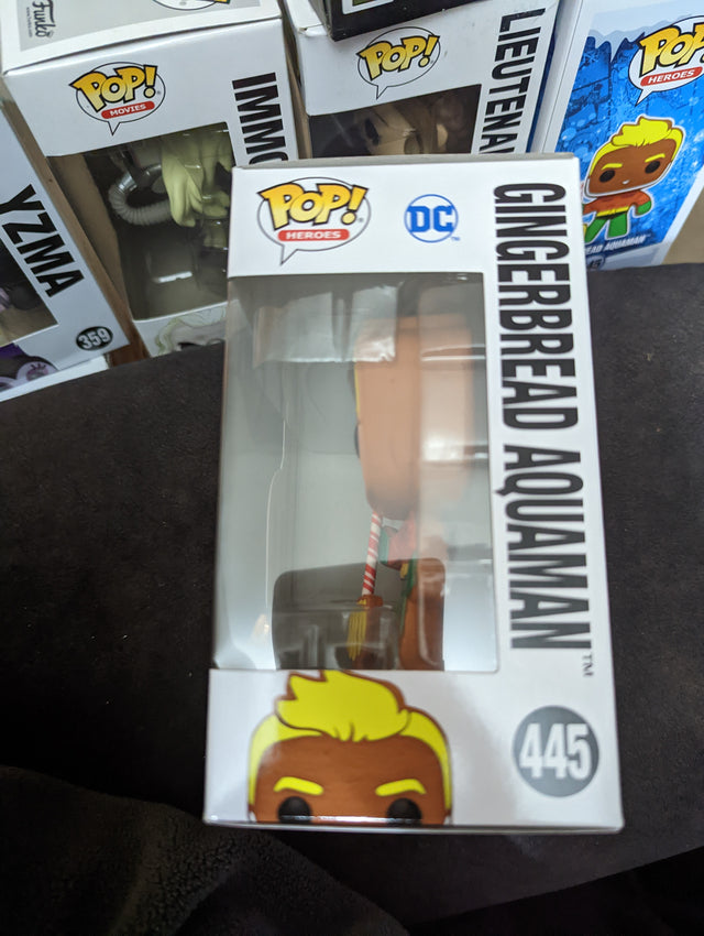 Damaged Box - Funko Pop Heroes - DC Super Heroes - Gingerbread Aquaman #445 (7023321579620)