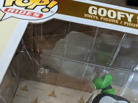 Damaged Box | Funko Pop Rides | Walt Disney World | Goofy with Dumbo #105 (7102498570340)